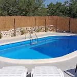 Laura - With Private Swimming Pool Daire Šibenik