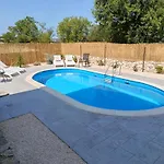 Laura - With Private Swimming Pool