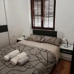 Apartment Laura - With Private Swimming Pool