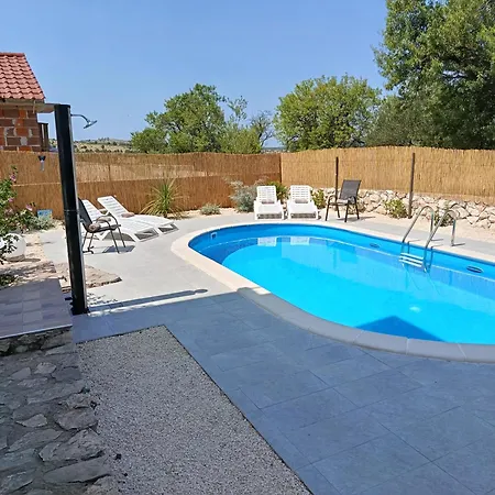 Laura - With Private Swimming Pool * Sibenik