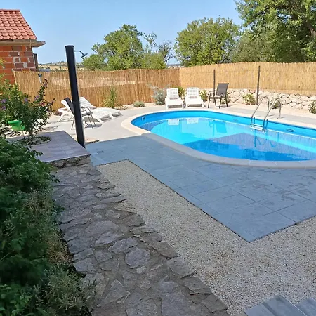 Apartment Laura - With Private Swimming Pool Sibenik