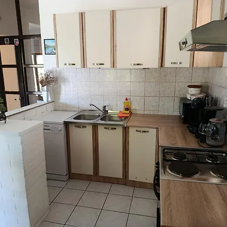 Laura - With Private Swimming Pool *