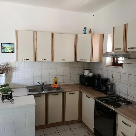 Laura - With Private Swimming Pool *