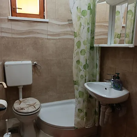 Laura - With Private Swimming Pool * Sibenik