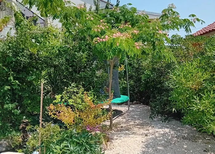 דירה Laura - With Private Swimming Pool *